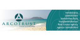 logo Inmobiliaria Arcotrust Fuerteventura