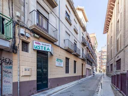 Edificio en venta en Granada, rebajado
