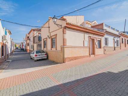 Casa en venta en La Zubia