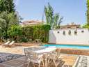 Chalet en venta en La Zubia