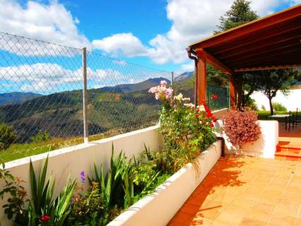 Chalet en venta en Yunquera