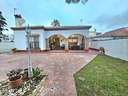 Chalet en venta en Chiclana de la Frontera
