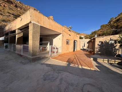 Casa en venta en Crevillent rebajada