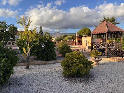 Chalet en venta en Crevillent