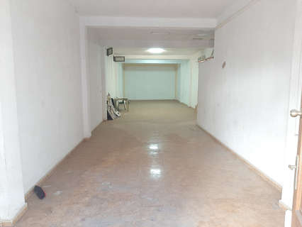 Local comercial en alquiler en Alzira