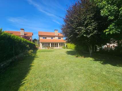 Villa en venta en Santiago de Compostela rebajada