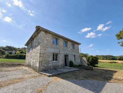 Villa en venta en Silleda