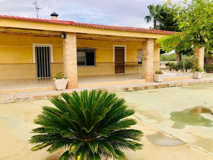 Chalet en venta en Crevillent