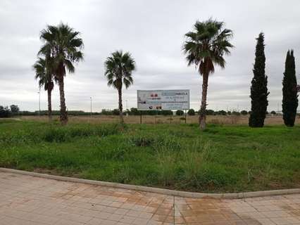 Parcela industrial en venta en Alzira