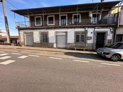 Casa en venta en Ourense, rebajada