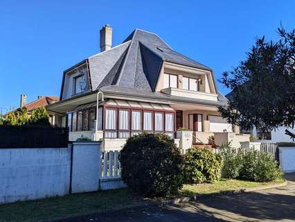 Chalet en venta en Santoña