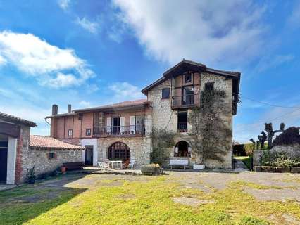Chalet en venta en Pravia zona Castanedo