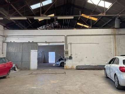 Nave industrial en venta en Llombai rebajada