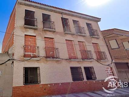 Edificio en venta en Mora