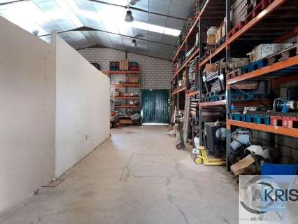 Nave industrial en venta en Yeles