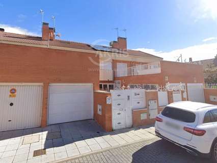 Chalet en venta en Parla