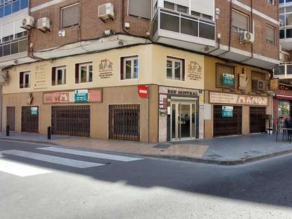 Local comercial en venta en Almería