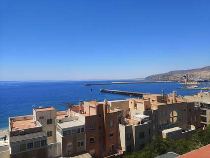 Ático en venta en Almería
