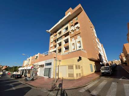 Local comercial en venta en Almería