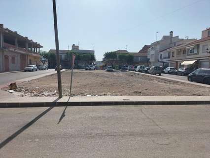 Parcela urbana en venta en Cox