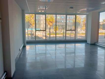 Local comercial en venta en Los Barrios