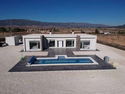 Villa en venta en El Pinós/Pinoso