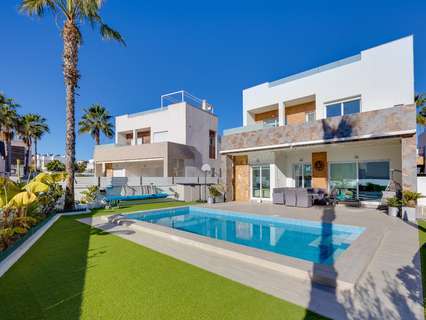 Villa en venta en Torrevieja zona Torrevieja