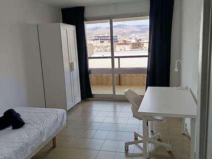 Piso en alquiler en Almería rebajado