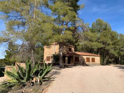 Casa rústica en venta en Torre del Compte