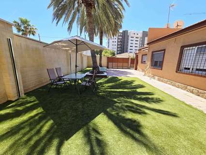 Chalet en alquiler en Alicante