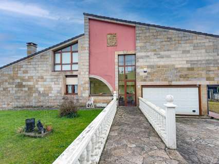Chalet en venta en Santa Cruz de Bezana zona Soto de la Marina