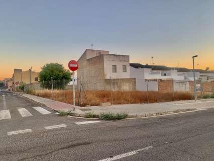 Parcela urbana en venta en Cantillana