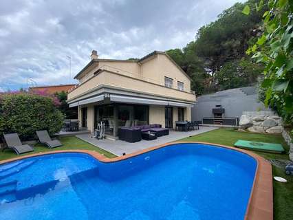 Villa en venta en Sant Vicenç de Montalt