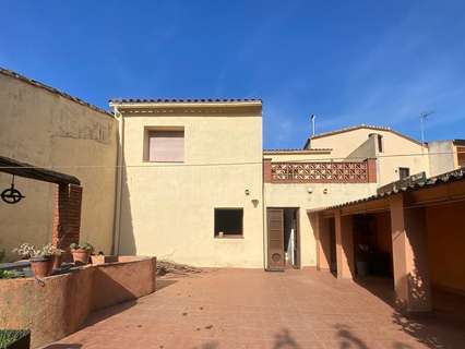 Villa en venta en Sant Iscle de Vallalta
