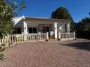 Villa en venta en Xàtiva zona Bixquert