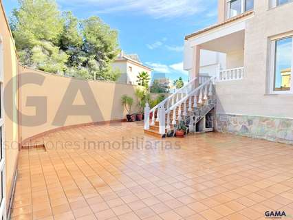 Villa en venta en Orihuela rebajada