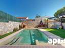 Chalet en venta en Barberà del Vallès