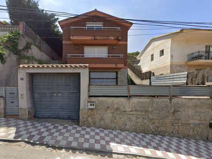 Villa en venta en Abrera