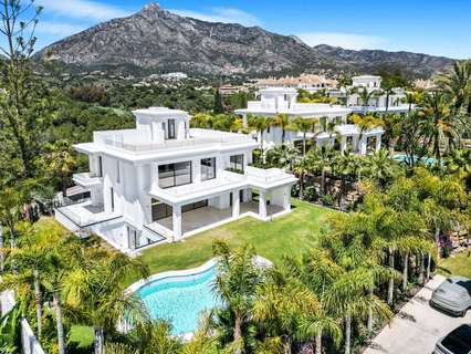 Villa en venta en Estepona