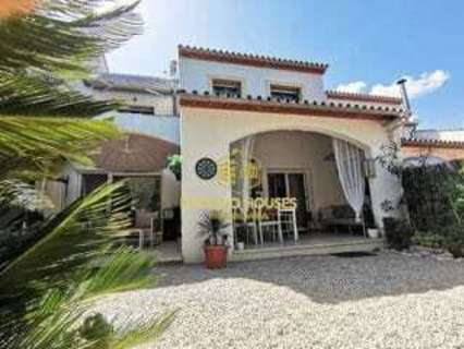 Villa en venta en Pedreguer