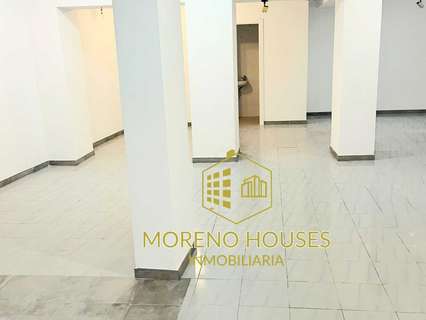 Local comercial en alquiler en Dénia