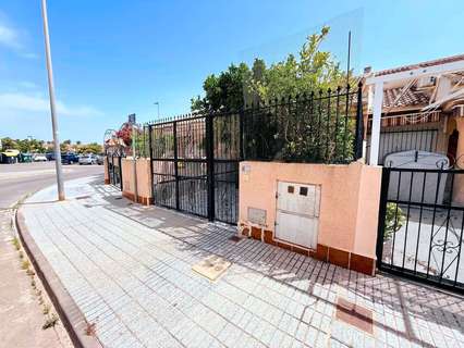 Casa en venta en Los Alcázares rebajada