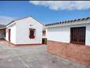 Villa en venta en Chiclana de la Frontera