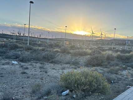 Parcela urbana en venta en Arico