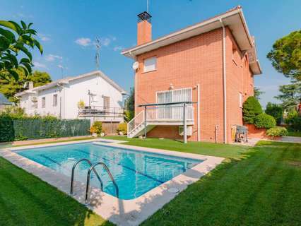 Villa en venta en Pozuelo de Alarcón rebajada