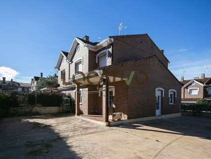 Villa en venta en Robledo de Chavela