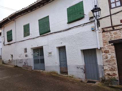 Villa en venta en Arenas de San Pedro