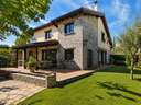 Villa en venta en Guadarrama