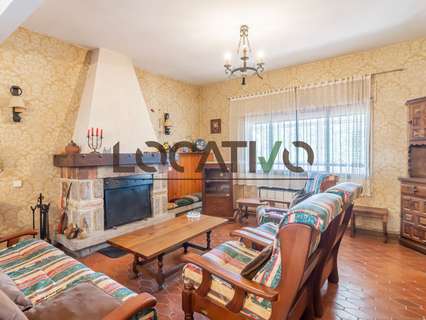 Villa en venta en Valdemorillo zona Cerro Alarcón