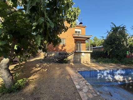 Villa en venta en Robledo de Chavela